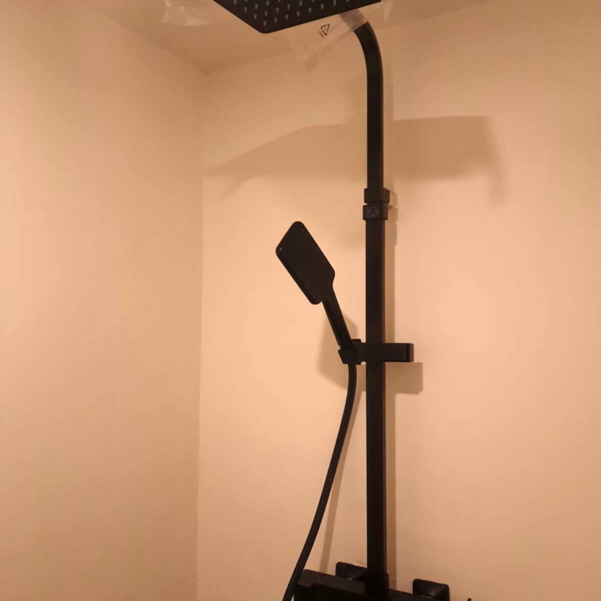 001b1b2f-9bf4-4964-a725-9dafc281e9fa