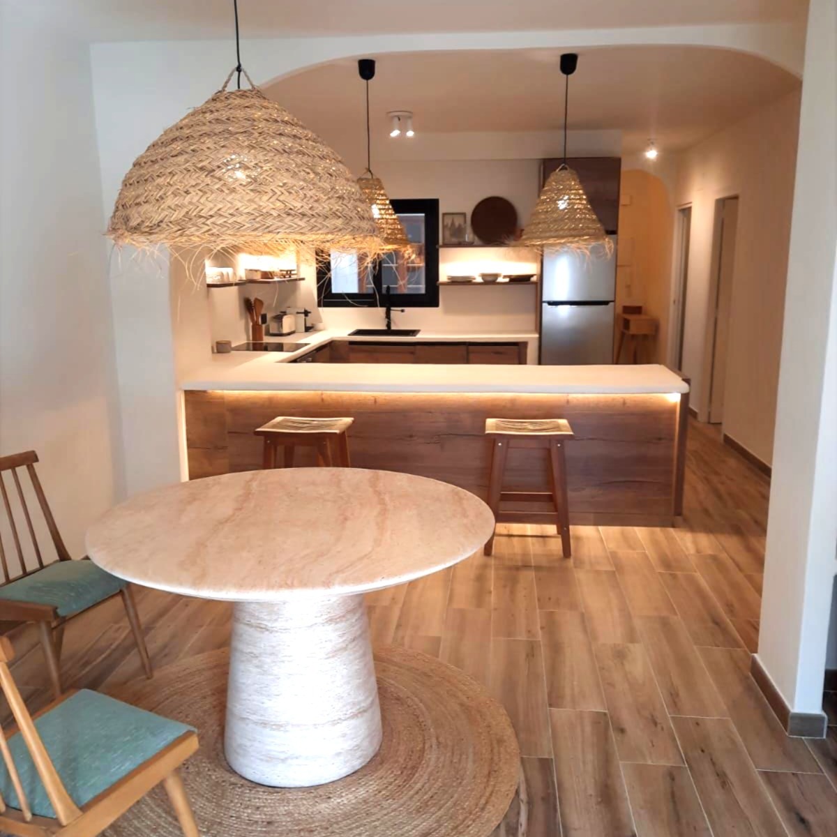 24f0d53b-d028-429b-869a-9898a9343469