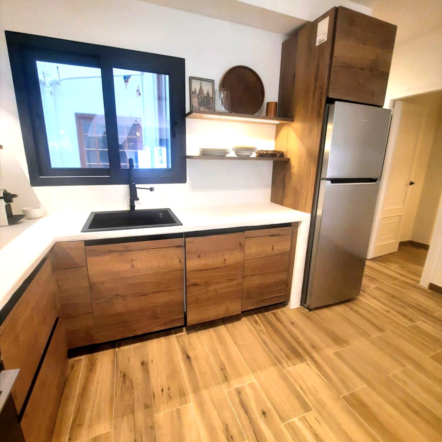 3c3906d6-3721-43f7-9774-053c83629cb6