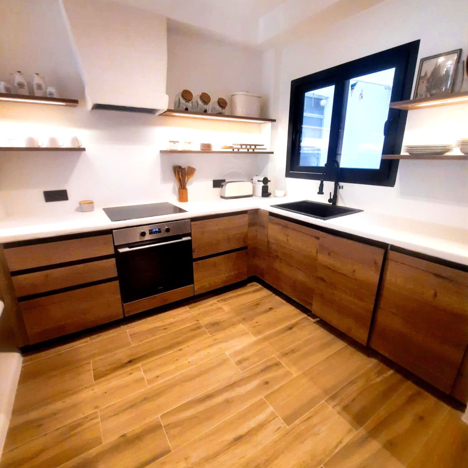 4ef16275-f2c9-40da-93fa-a5129315c608