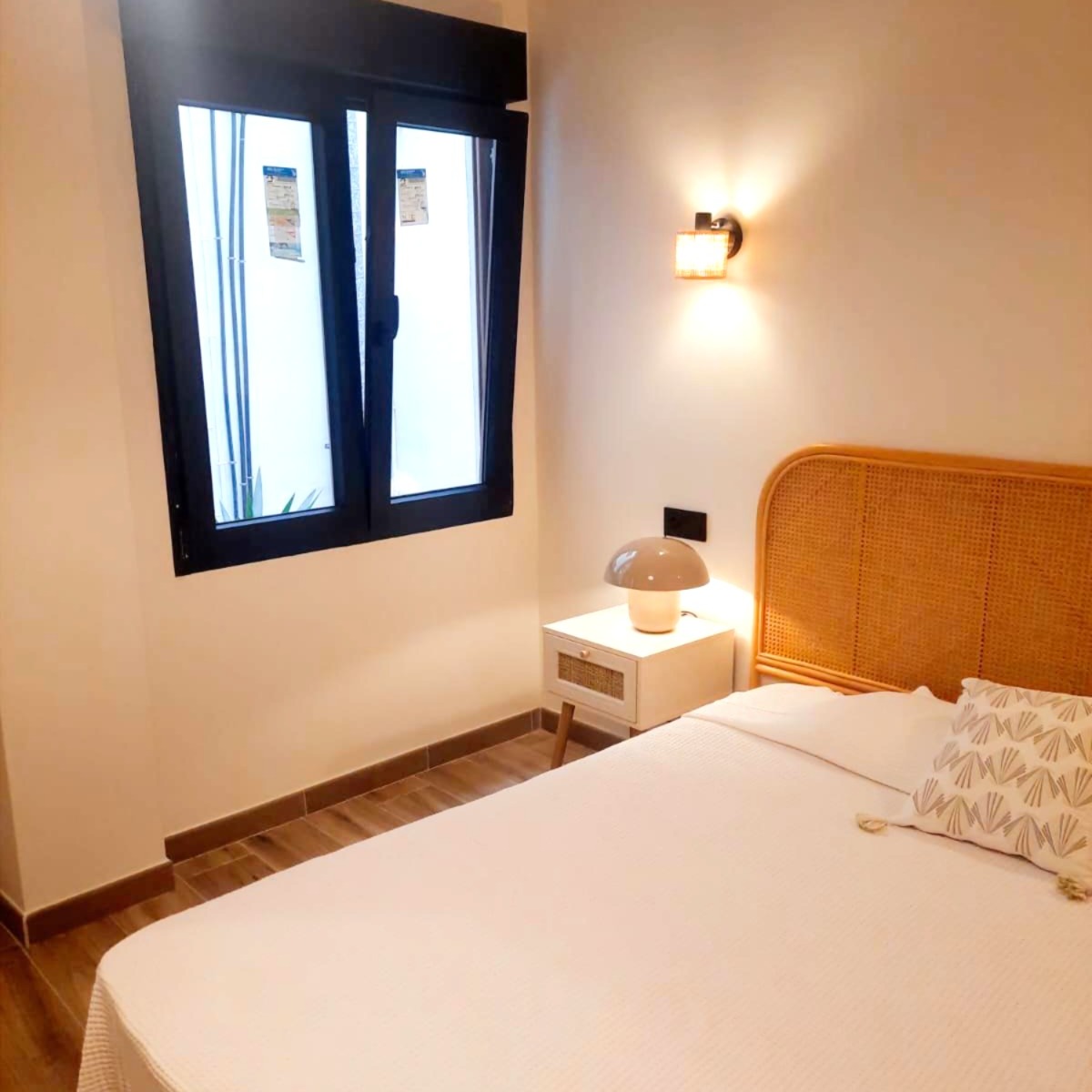 63c8aaac-2e06-4784-a901-c84993bab16f