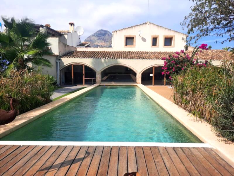 Imagen de WhatsApp 2025-10-10 a las 10.01.18_245d11f6